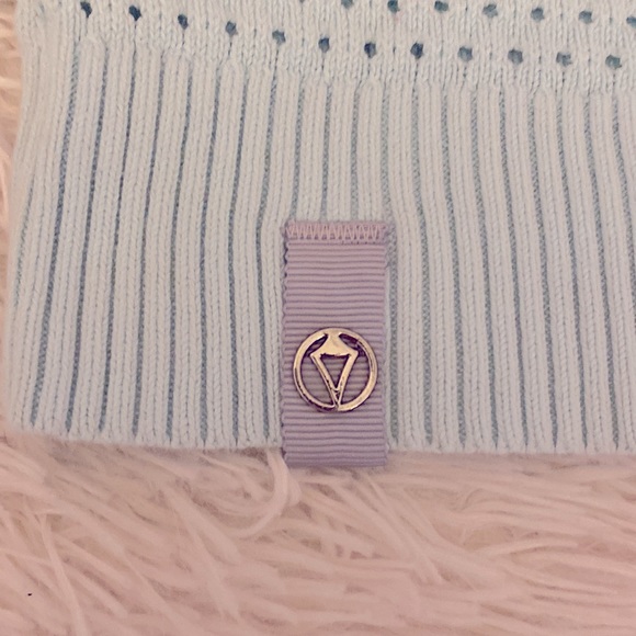 Ivivva cropped blue sweater.good condition - Picture 3 of 3